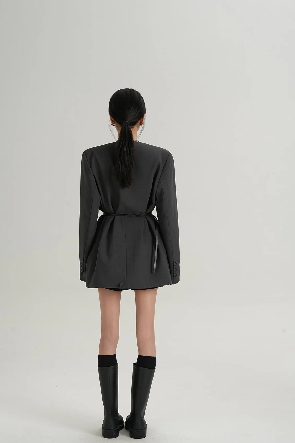 Oversized Lapelless Single-Button Blazer with Belt - Image 14