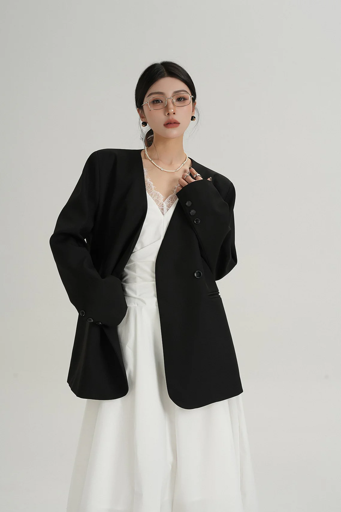 Oversized Lapelless Single-Button Blazer with Belt - Image 4