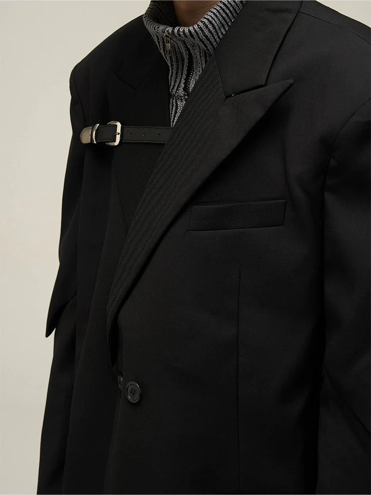 Oversized Notched Lapel Blazer with Structured Shoulders - Image 9