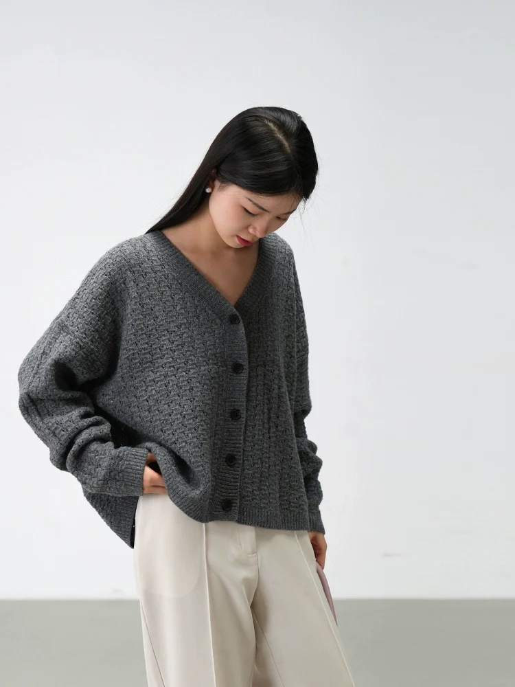 Oversized Open-Knit Button-Down Cardigan - Image 21