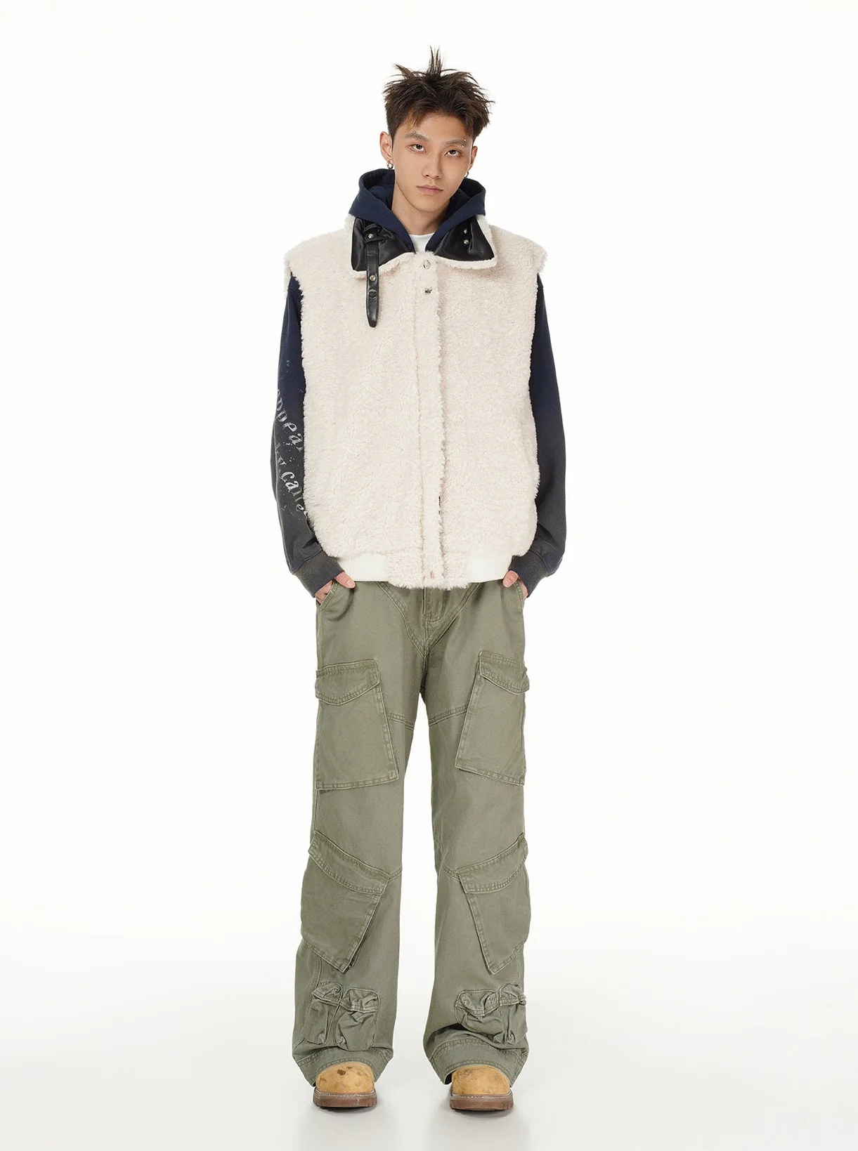 Oversized Reversible Sherpa Lined Zip Vest - Image 8