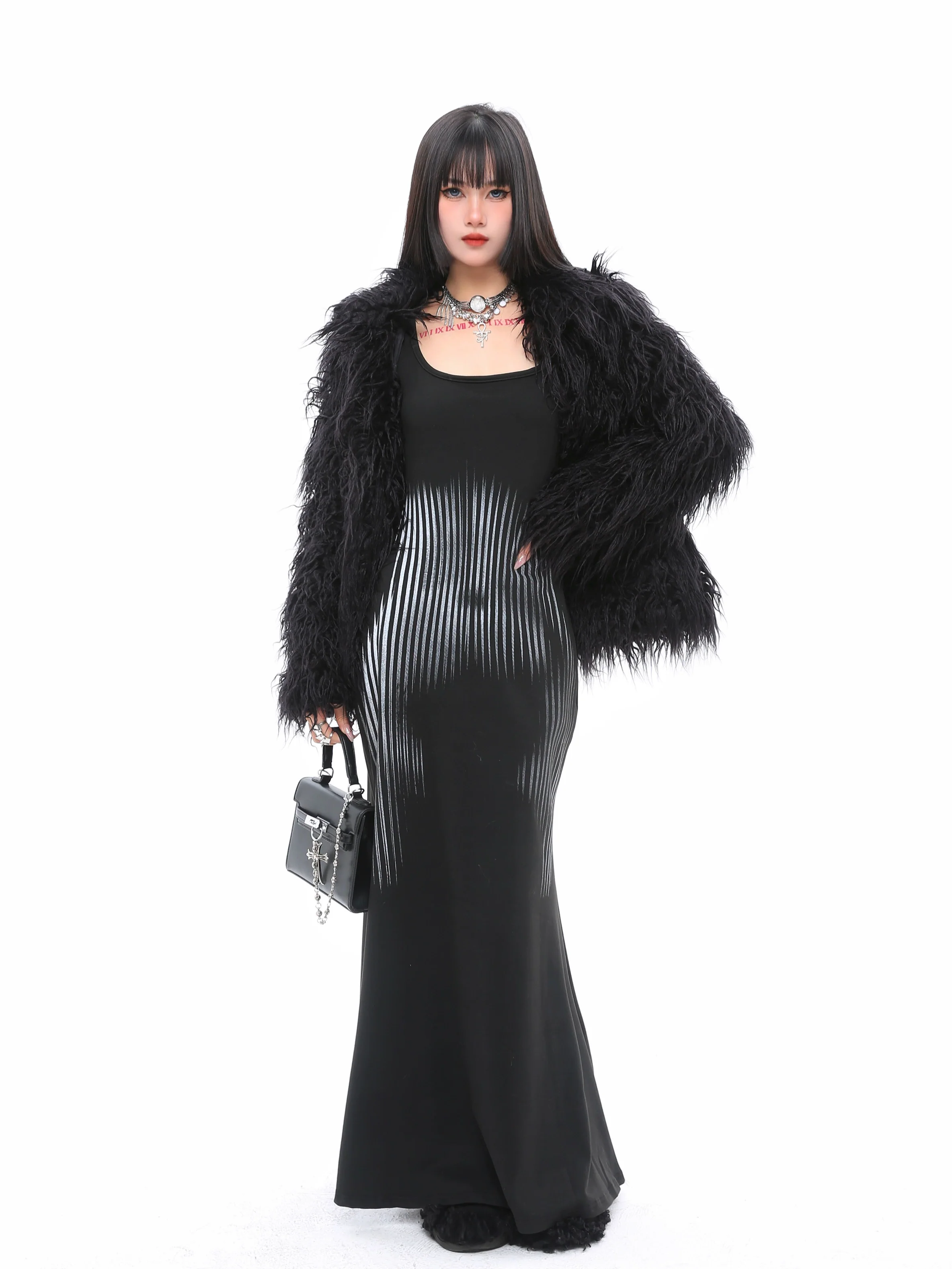 Oversized Shaggy Faux Fur Textured Coat - Image 4