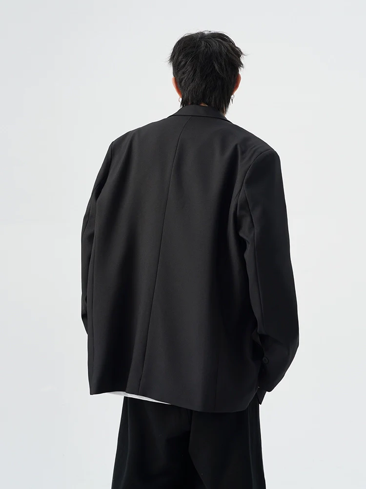 Oversized Single-Breasted Pleated Blazer with Notch Lapel - Image 3