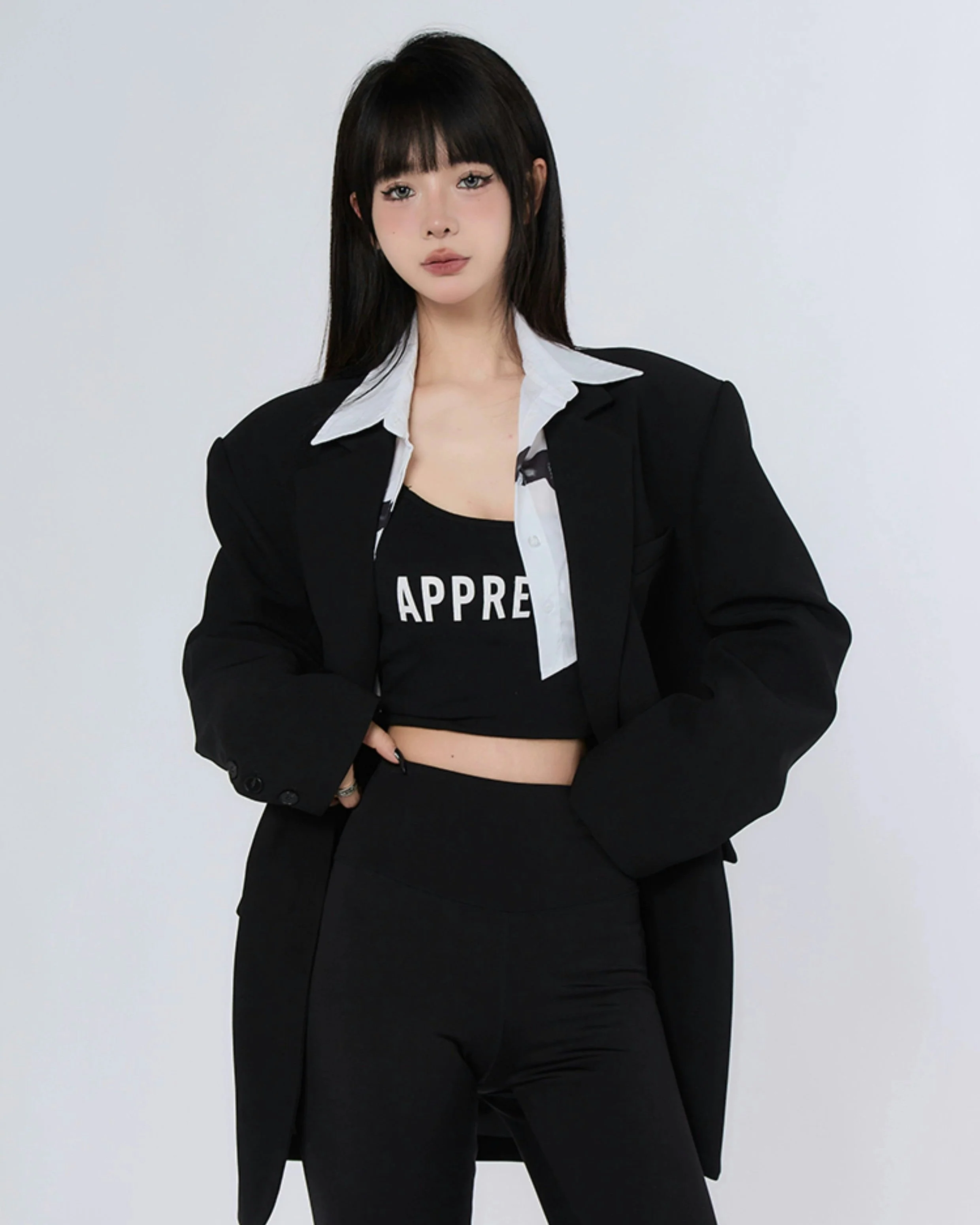 Oversized Solid Blazer with Notch Lapels - Image 13