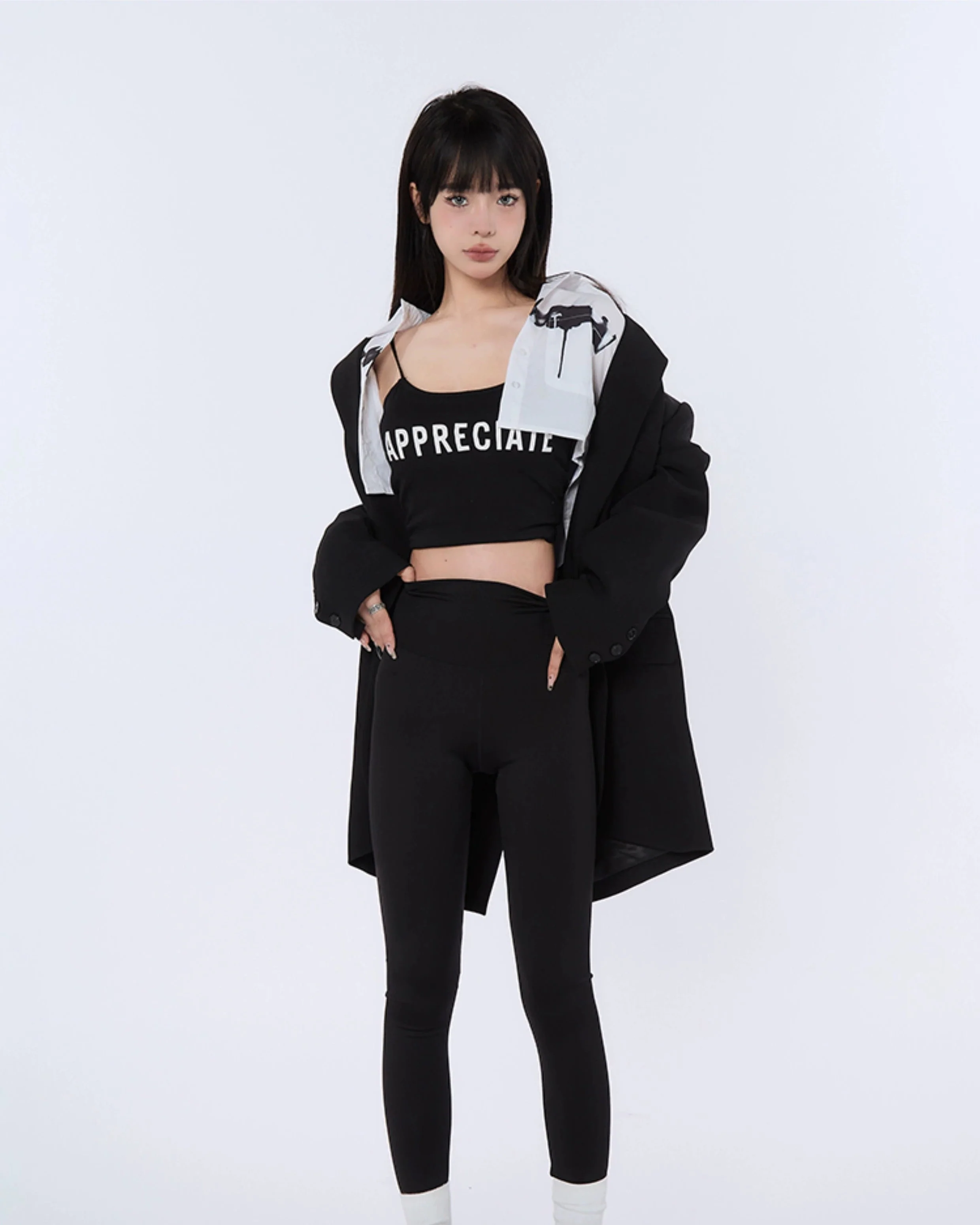 Oversized Solid Blazer with Notch Lapels - Image 15