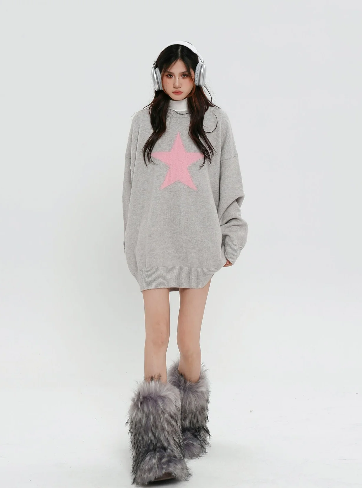 Oversized Star Pullover - Image 7