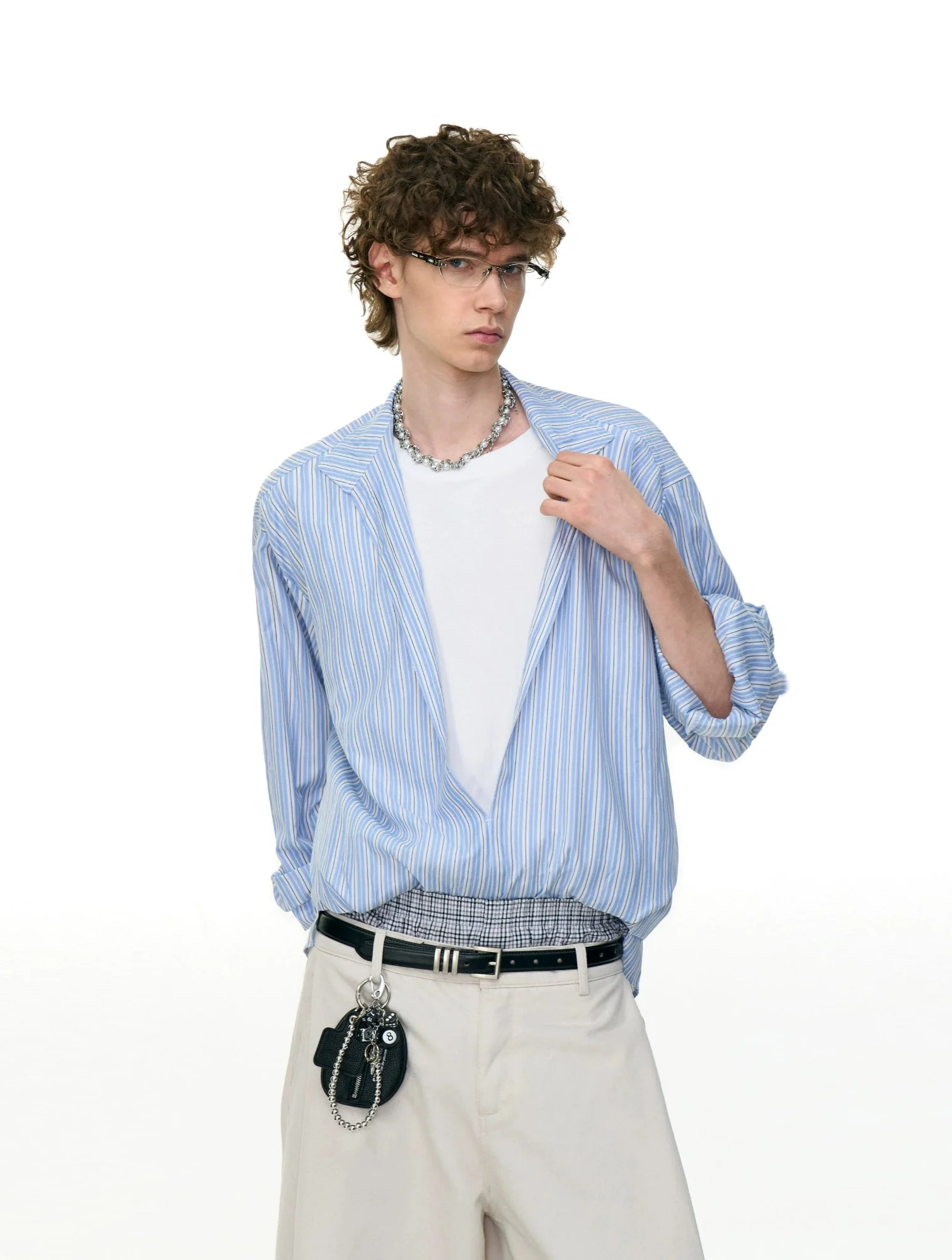 Oversized Stripe Buttonless Deep V-Neck Shirt - Image 2