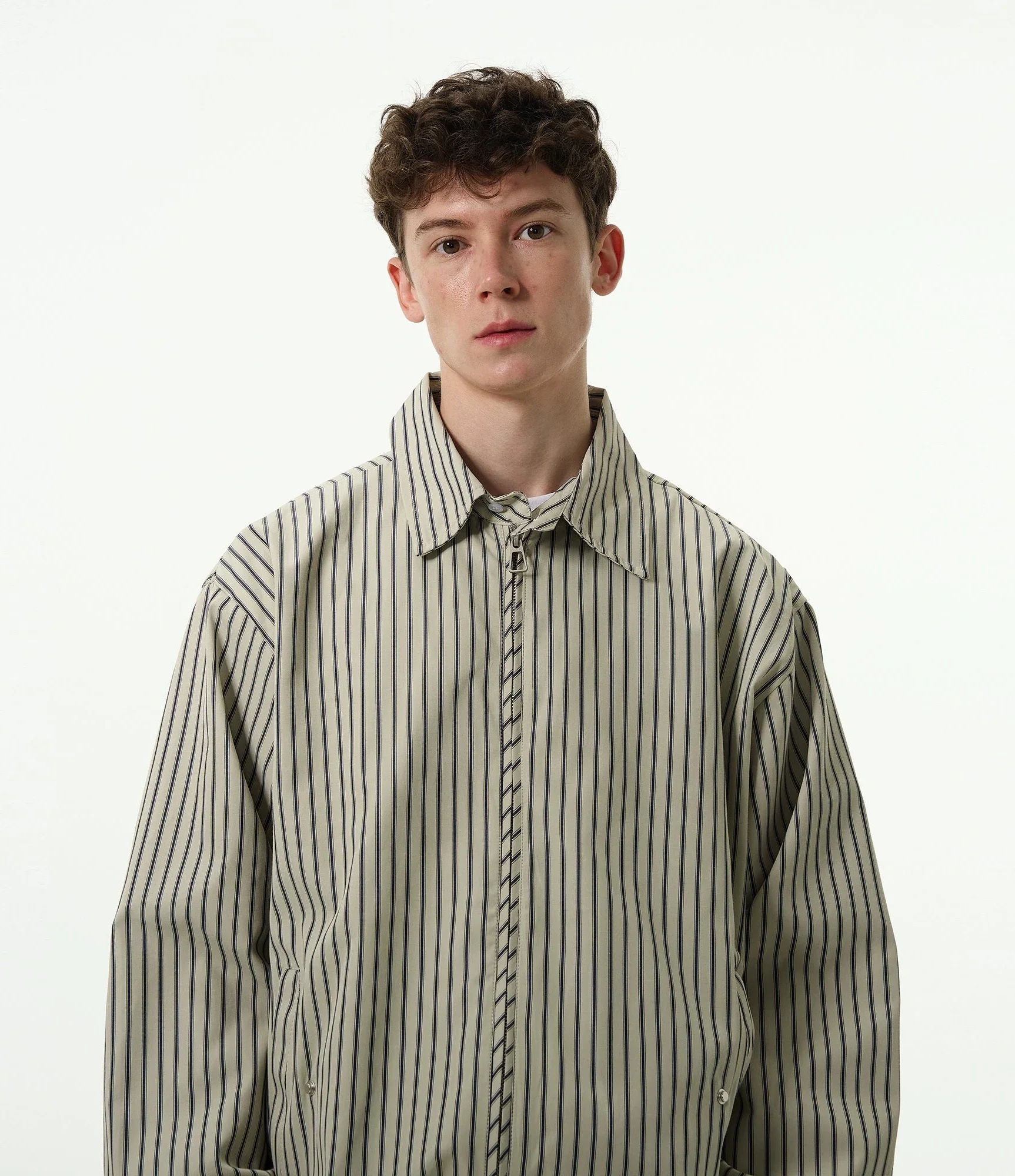 Oversized Striped Zip-Up Collared Jacket - Image 4