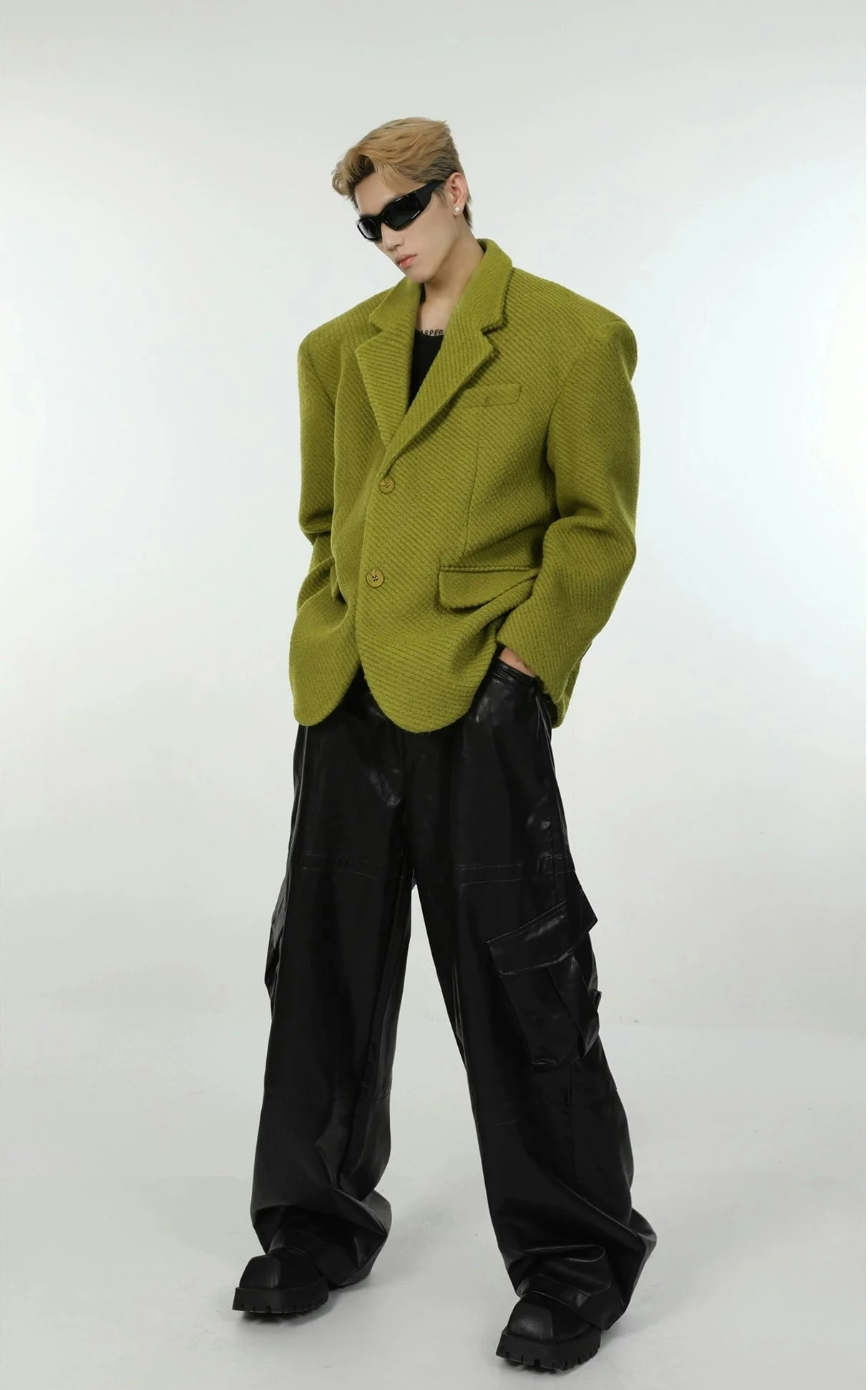 Oversized Textured Wide-Fit Blazer Jacket - Image 5
