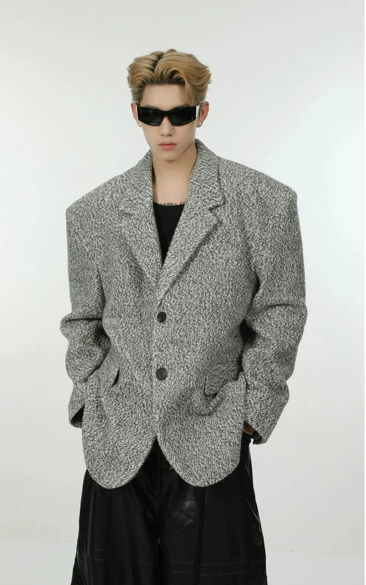 Oversized Textured Wide-Fit Blazer Jacket - Image 6