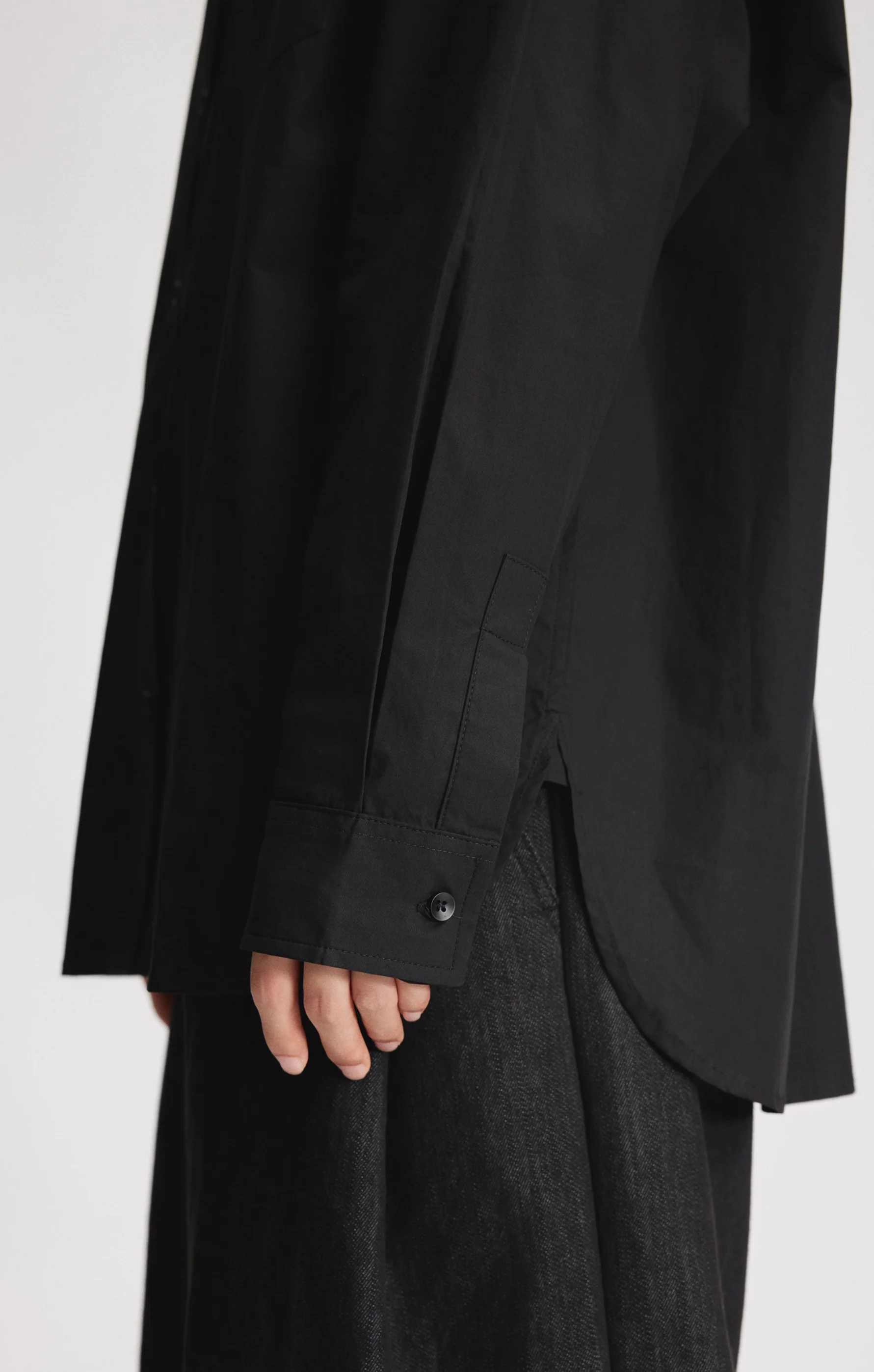 Oversized Wide-Fit Long Sleeve Button Shirt with Chest Pocket - Image 9