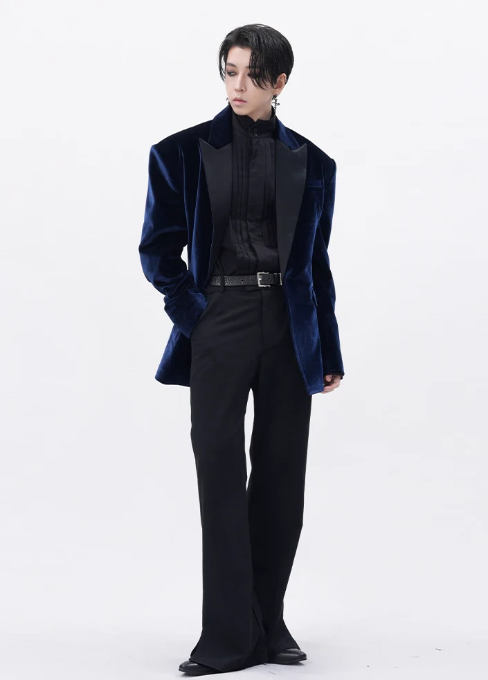 Oversized Wide-Fit Velvet Blazer with Contrast Lapel - Image 11