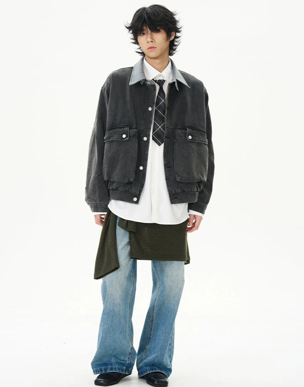 Oversized Worker Button Jacket with Contrast Collar - Image 10
