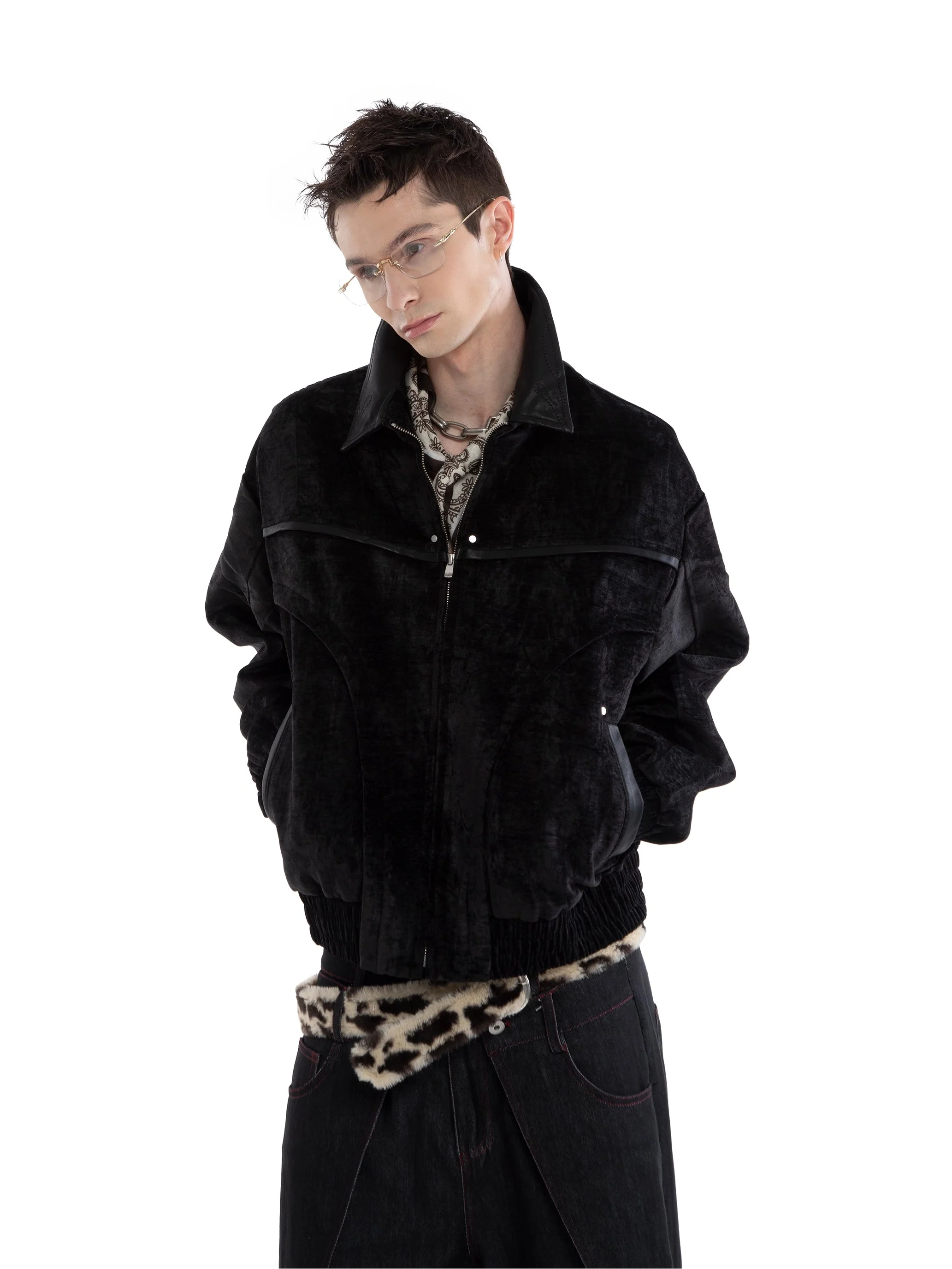 Paneled Mid-Crop Velvet Bomber Jacket - Image 3