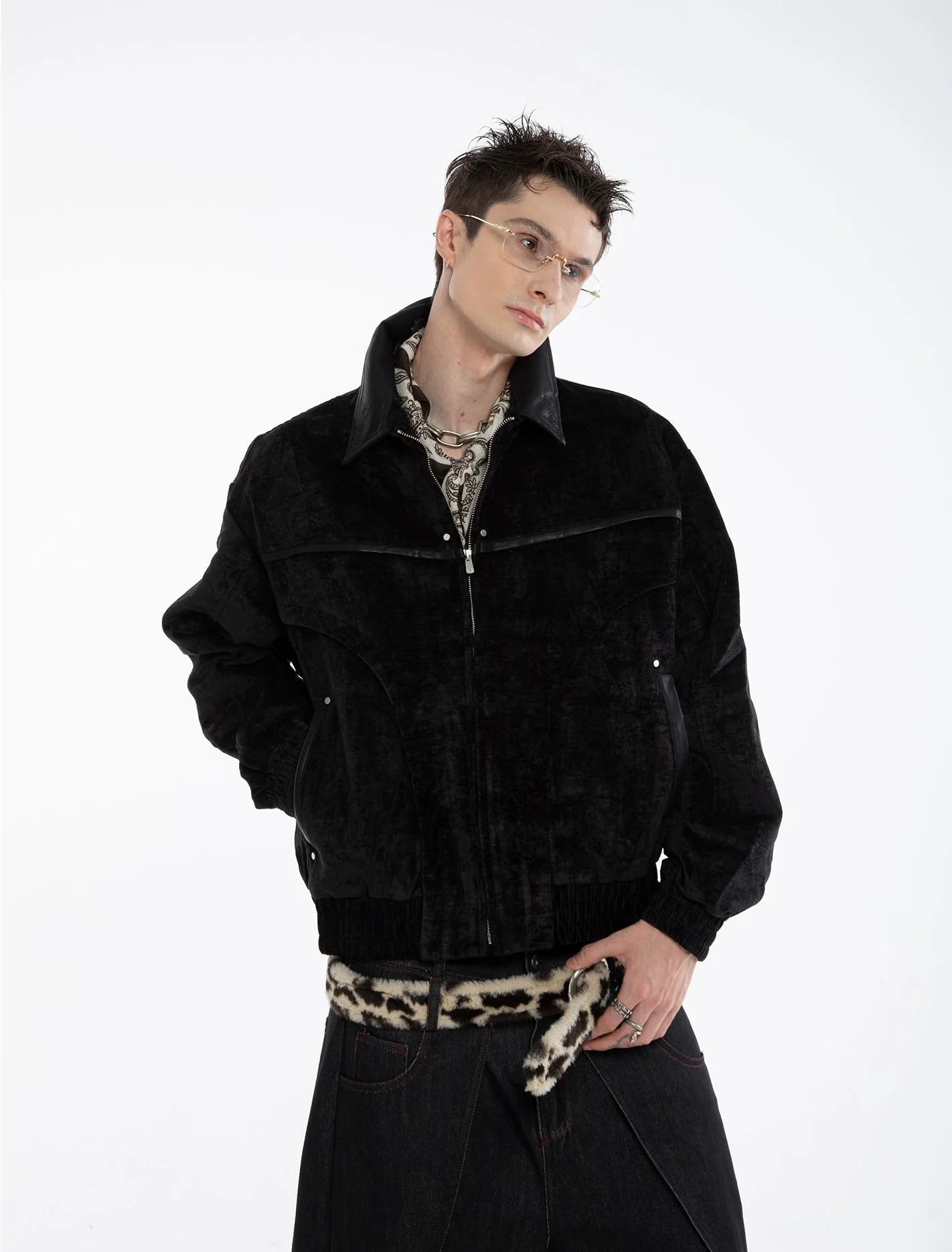 Paneled Mid-Crop Velvet Bomber Jacket - Image 5
