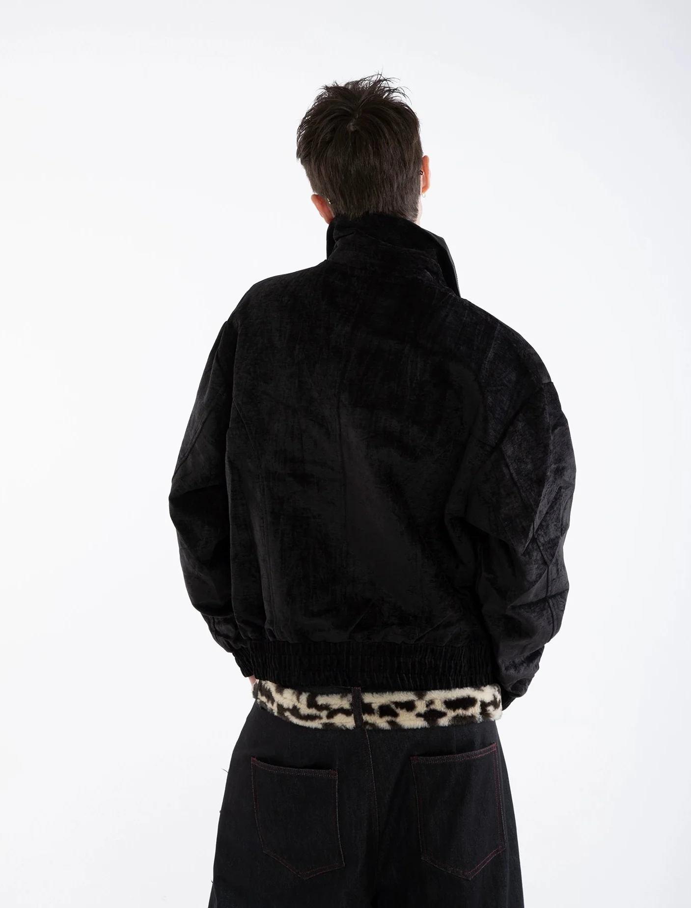 Paneled Mid-Crop Velvet Bomber Jacket - Image 7