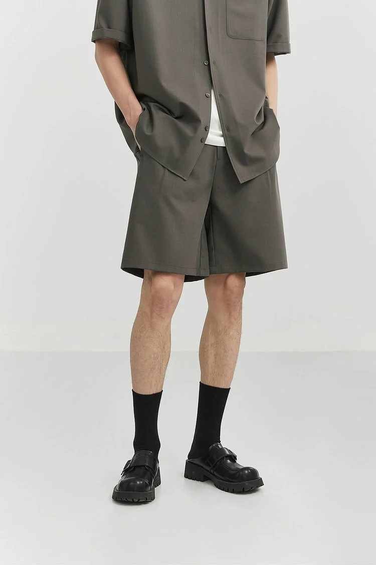 Pleated Drawstring-Belted Shorts - Image 3