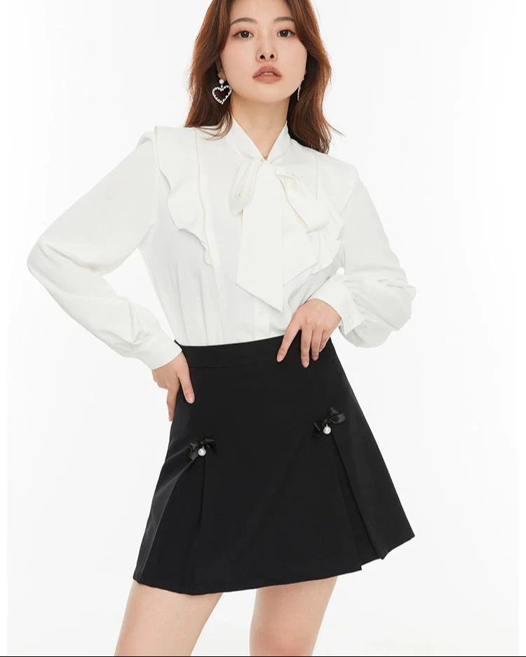 Pleated Mini Skirt with Bow and Faux Pearl Accents - Image 3