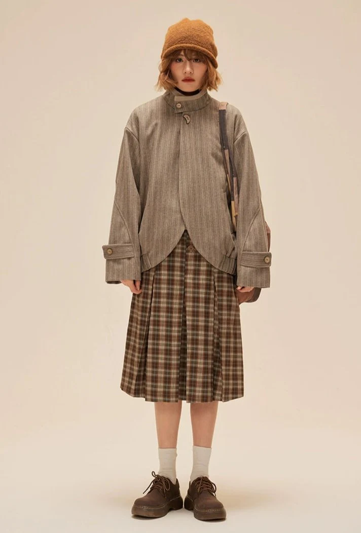 Pleated Plaid Midi Skirt with Button Detail - Image 12
