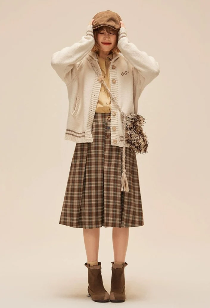 Pleated Plaid Midi Skirt with Button Detail - Image 5
