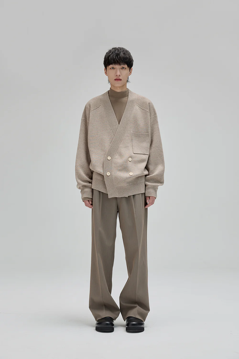 Pleated Straight Fit Pants - Image 4