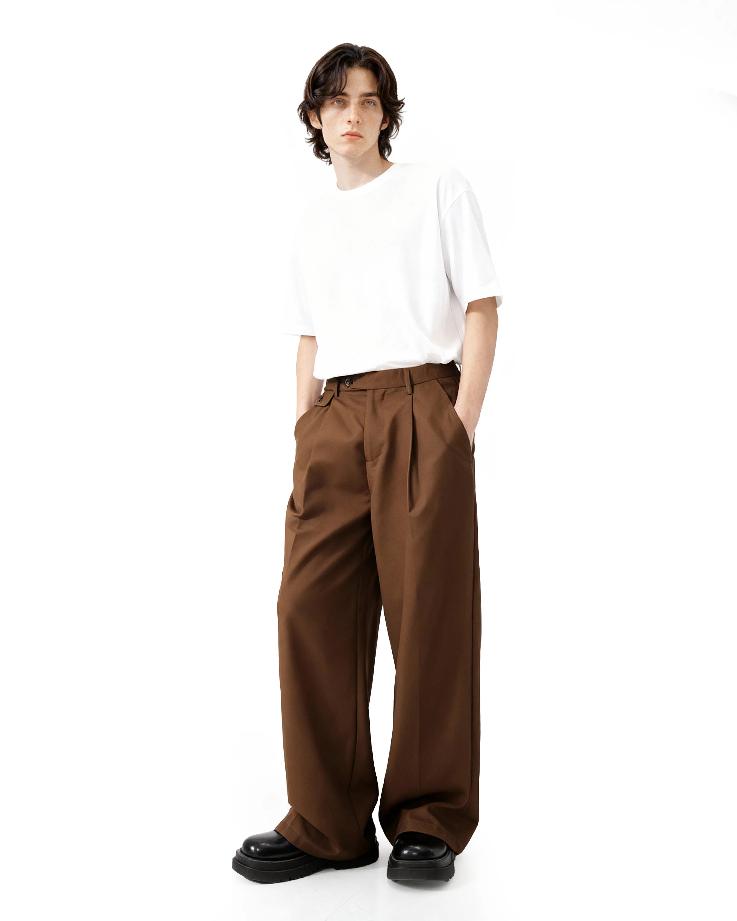 Pleated Wide Leg Low-Waisted Trousers - Image 14