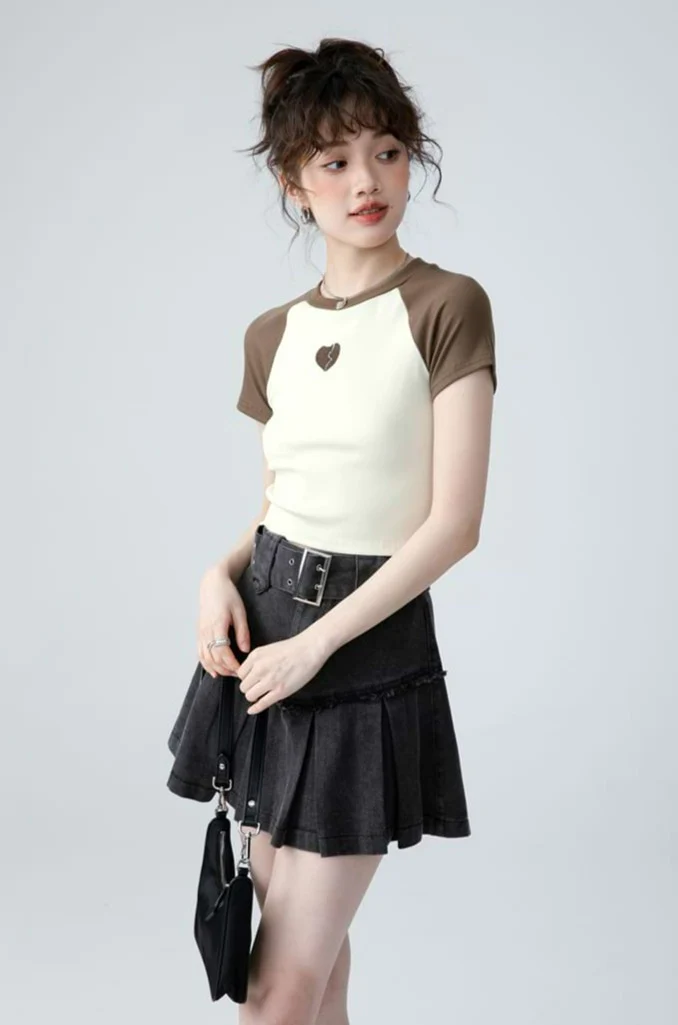 Raglan Sleeve Cropped Tee - Image 4