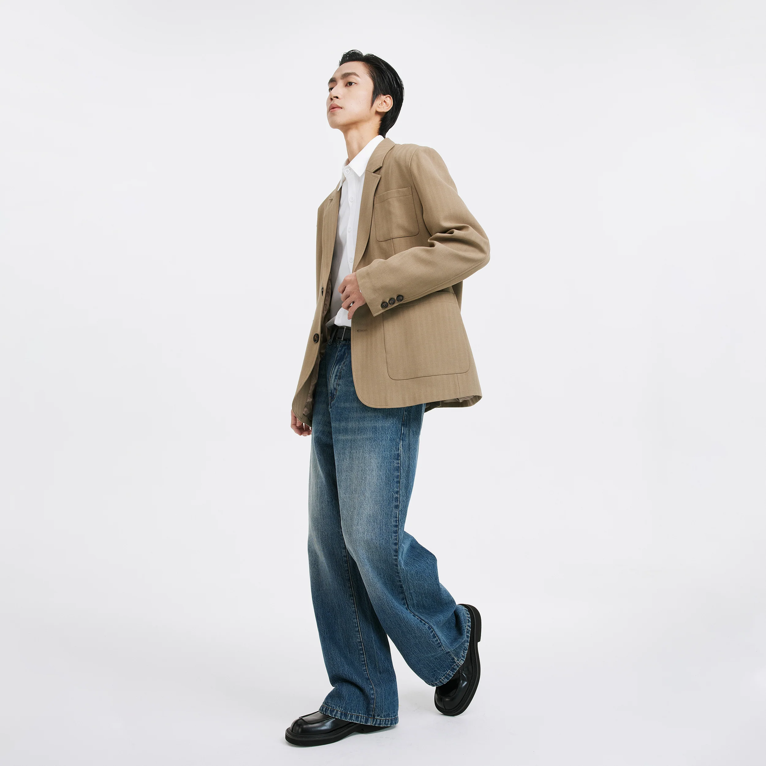 Relaxed Tailored Blazer with Multi Patch Pockets - Image 8