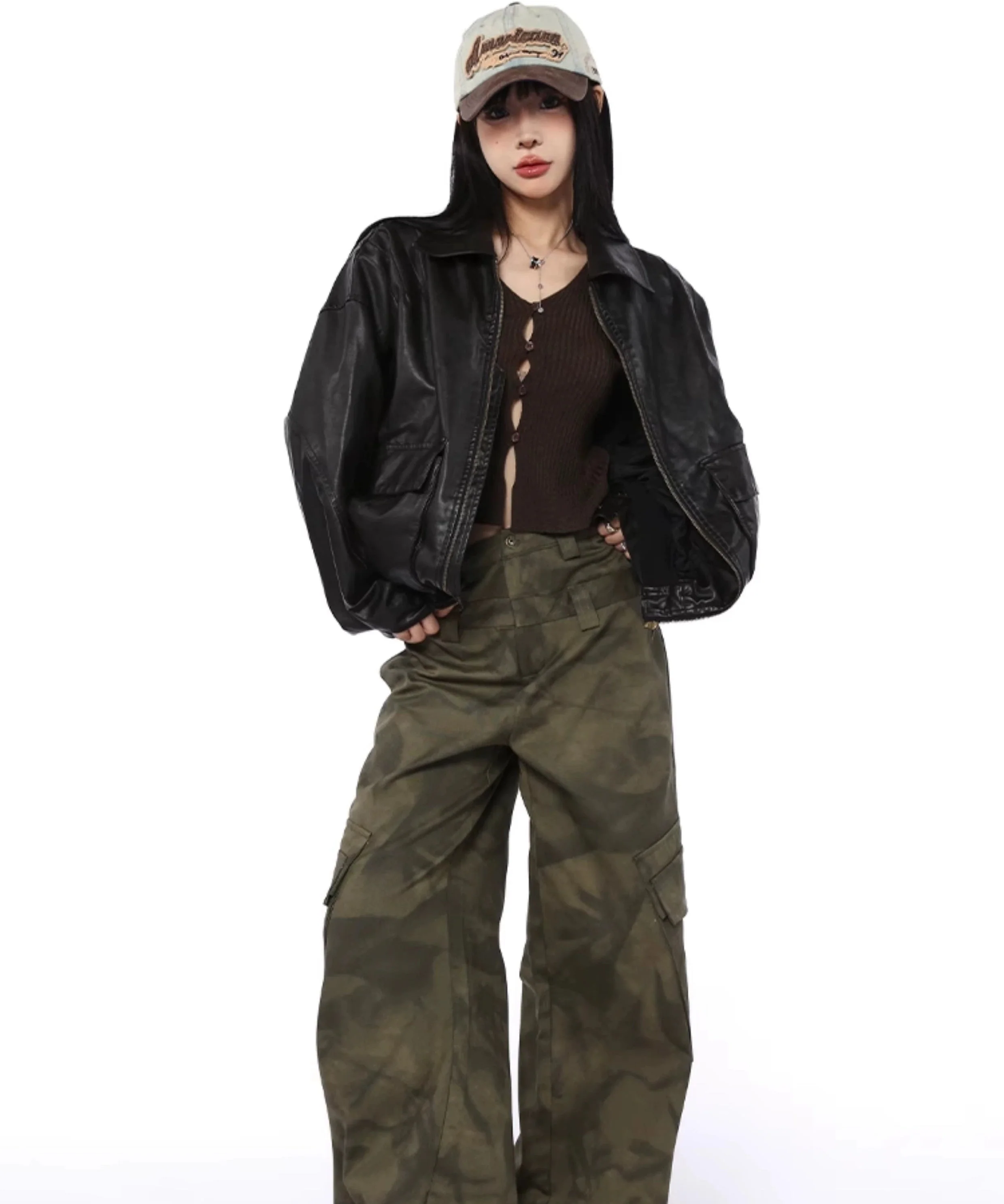 Ribbed Cropped Cardi Top with Front Buttons - Image 4