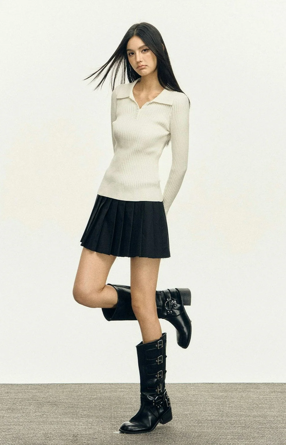 Ribbed Knit Henley Lightweight Top - Image 11