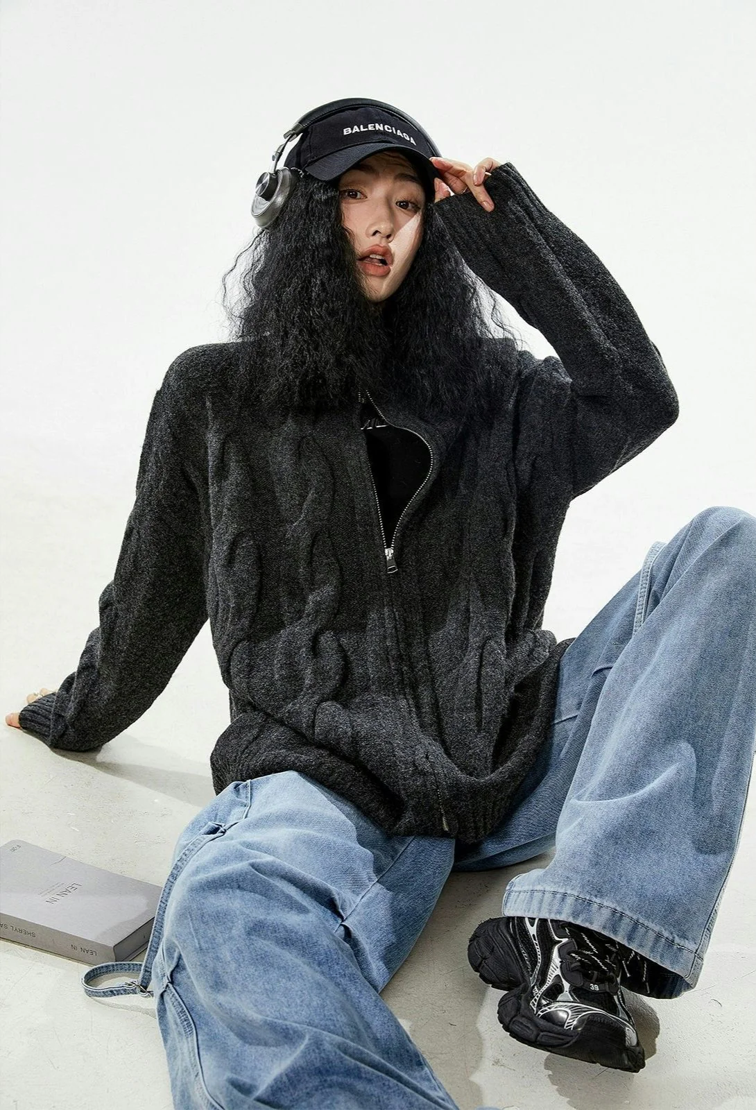Ribbed Trim Cable Knit Pattern Zip Jacket - Image 18