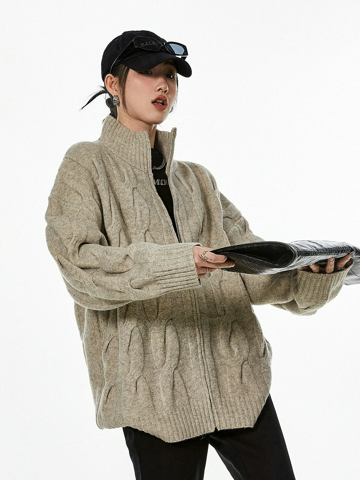 Ribbed Trim Cable Knit Pattern Zip Jacket - Image 9