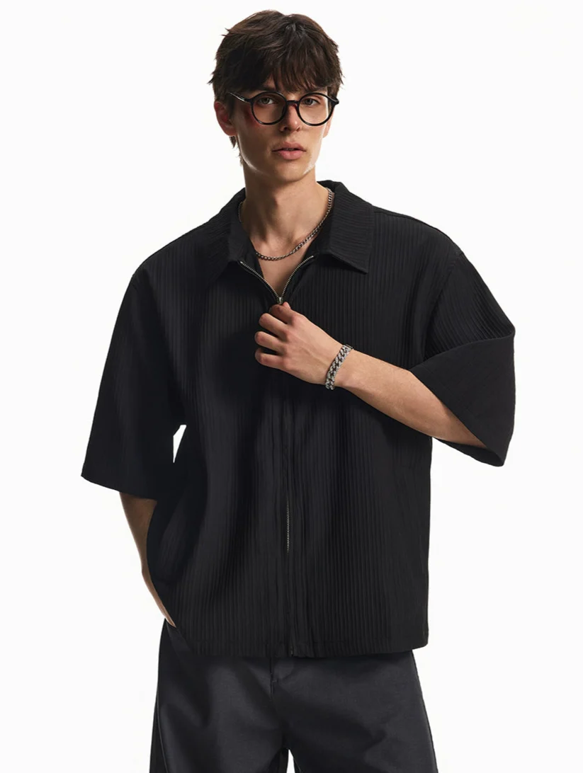 Ribbed Zip-Up Short Sleeve Shirt with Spread Collar - Image 2