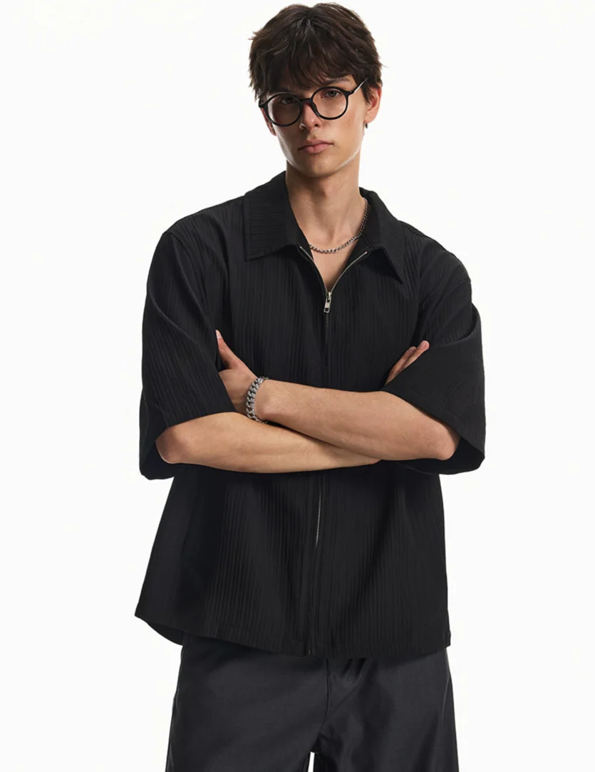 Ribbed Zip-Up Short Sleeve Shirt with Spread Collar - Image 3