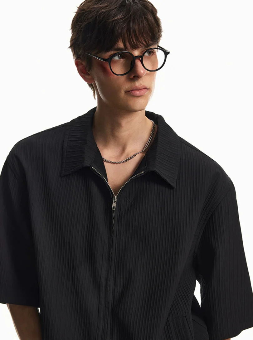Ribbed Zip-Up Short Sleeve Shirt with Spread Collar - Image 4