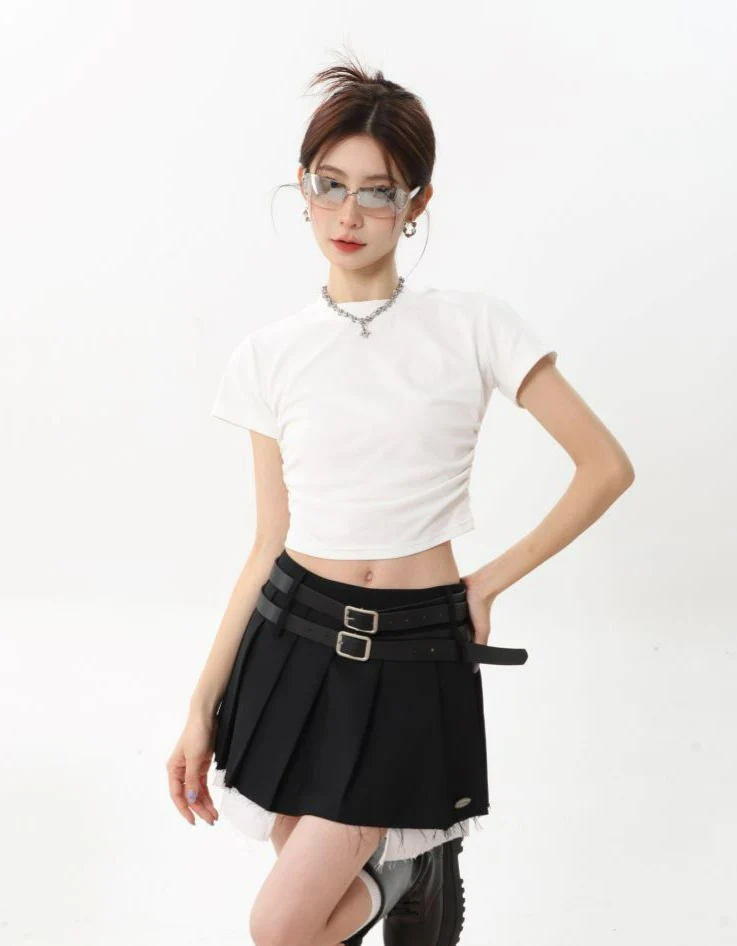 Ruched Side Cropped Baby Tee - Image 17