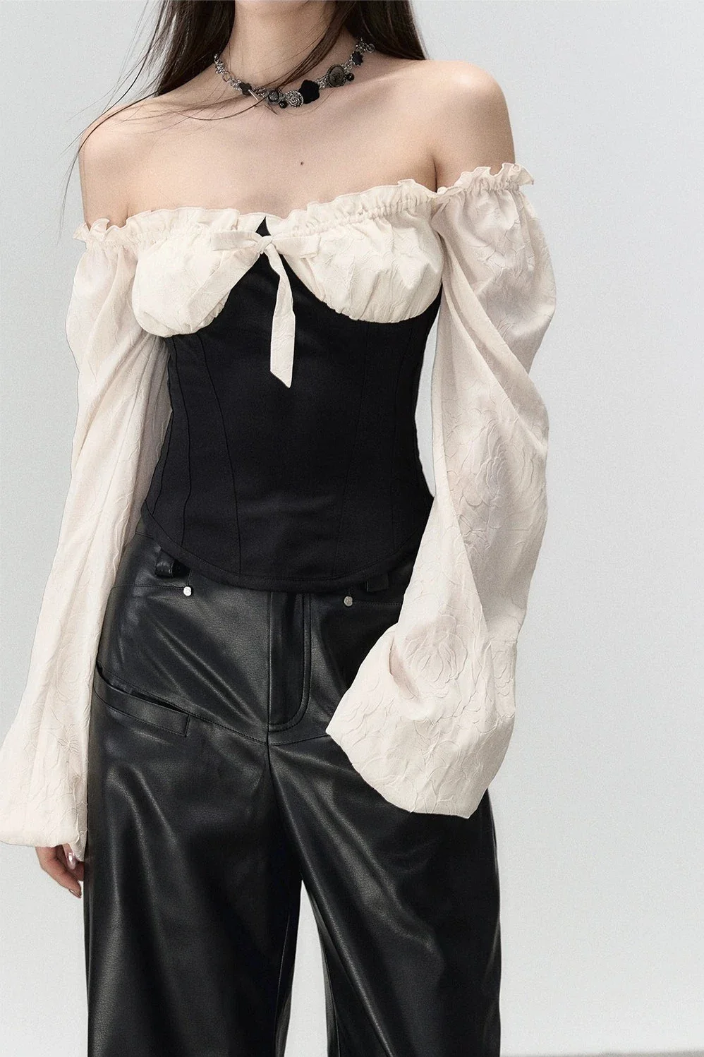 Ruffle Detail Puff Sleeve Underbust Corset Top - Image 9