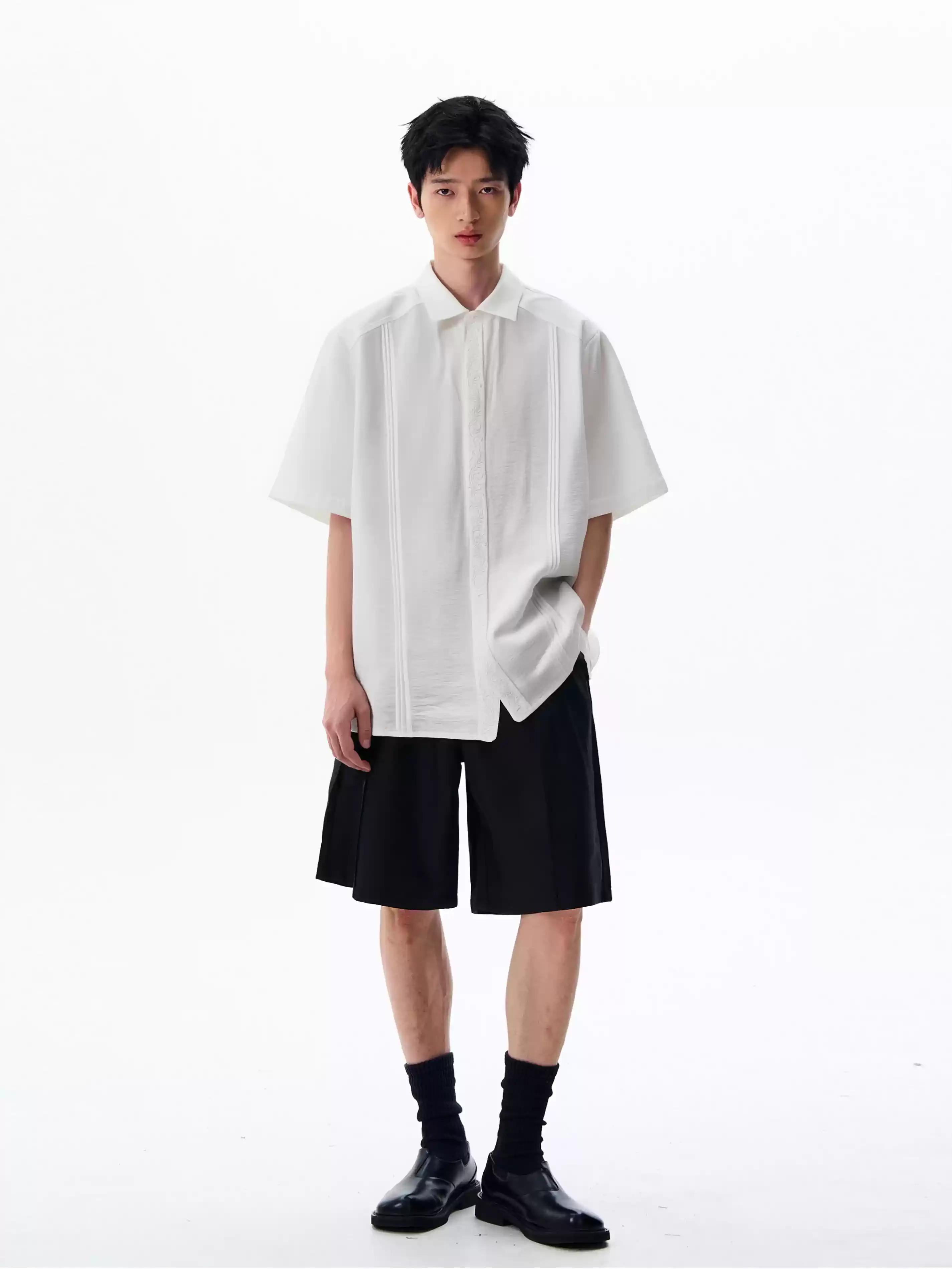 Short Sleeve Embroidered Button-Up Shirt - Image 5