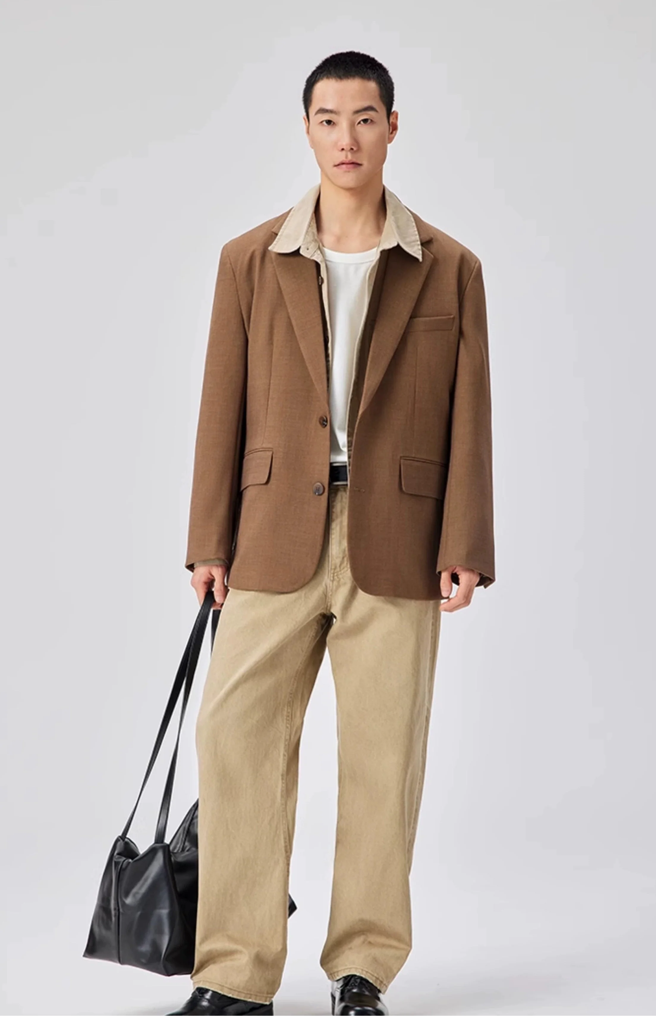 Single Breasted Blazer with Side Button Detail and Notch Lapel - Image 5