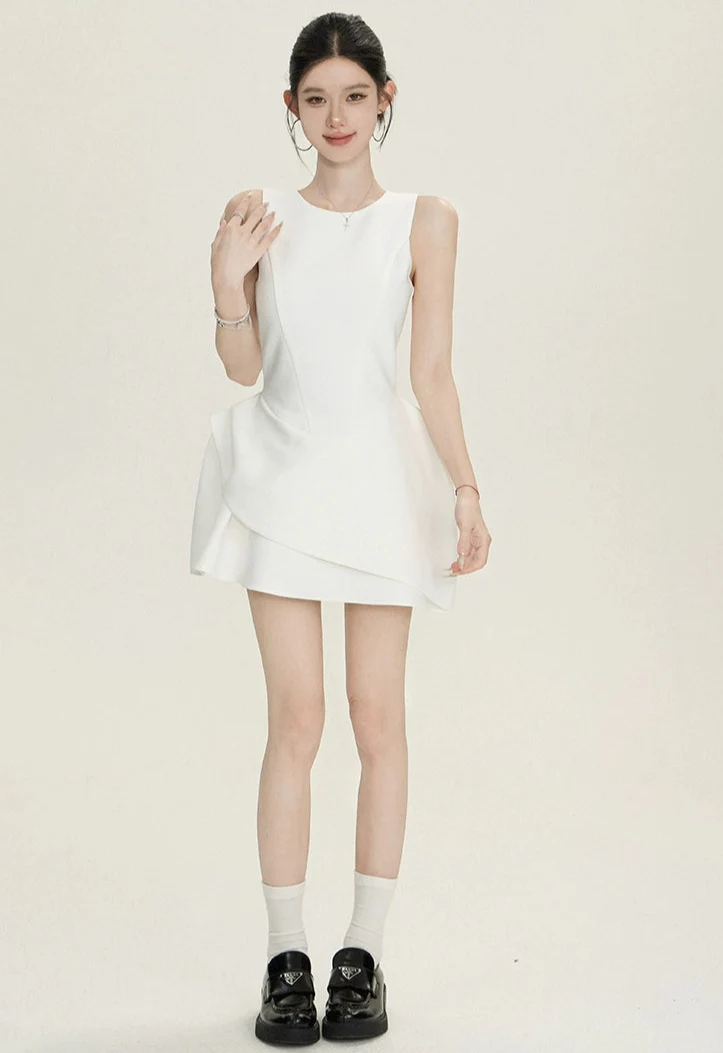 Sleeveless Asymmetric Hem Balloon Mini Dress - Image 2