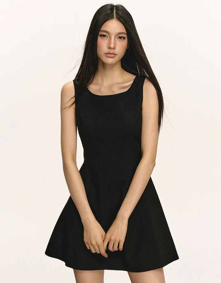 Sleeveless Scoop Neck Mini Dress - Image 10