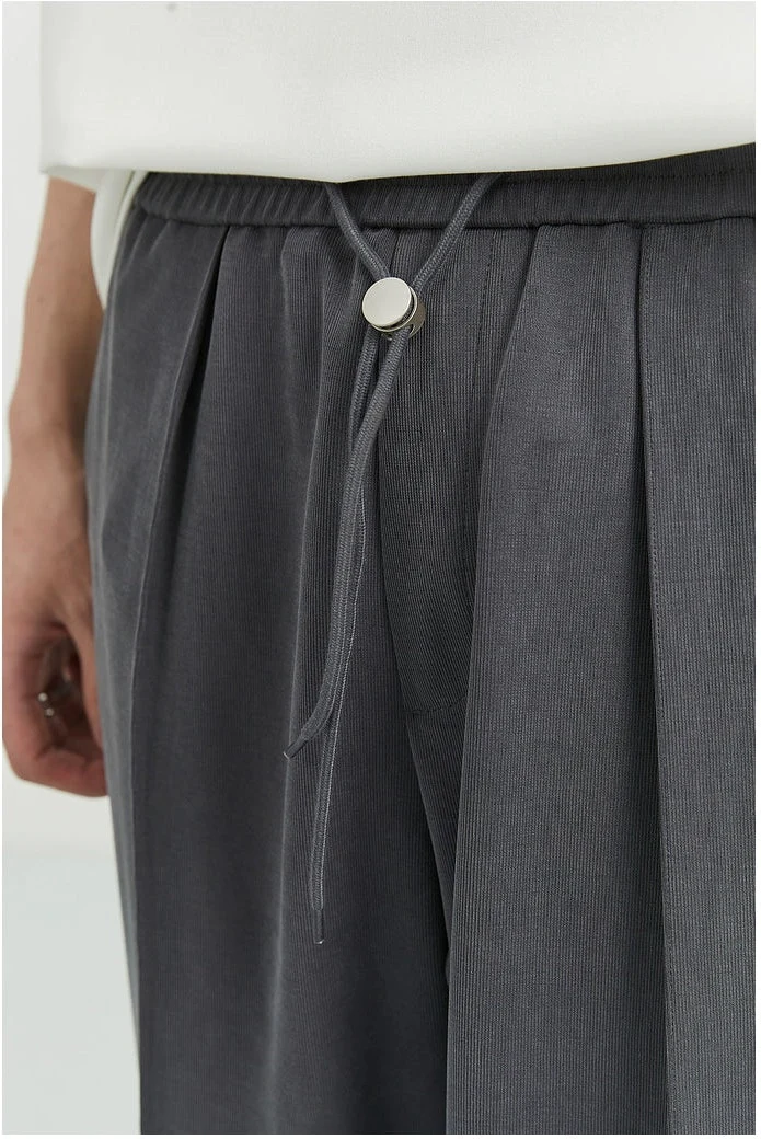 Slim Pleated Tapered Trousers with Pockets - Image 27