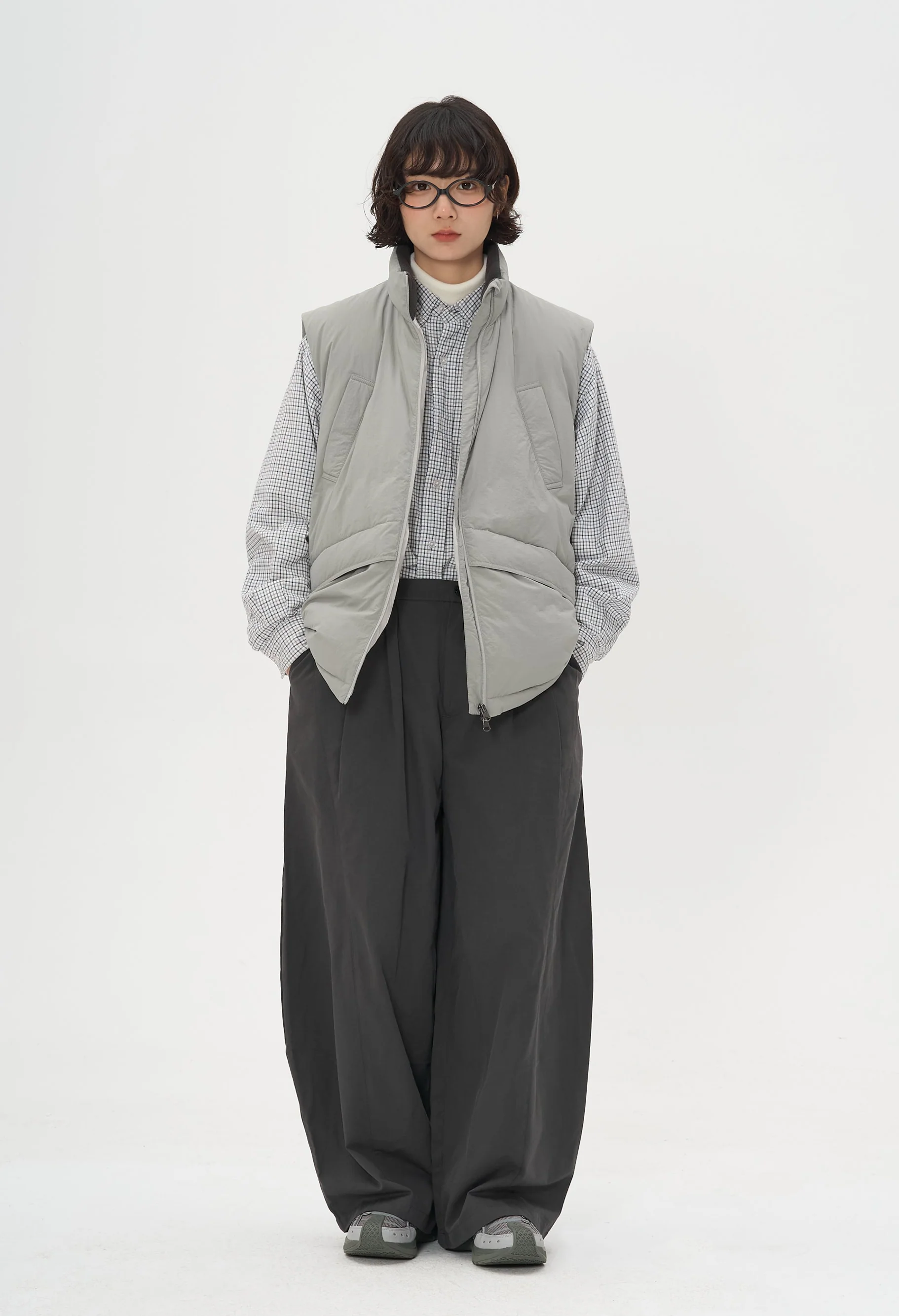 Stand Collar Padded Zip-Up Vest with Multi Pockets - Image 9