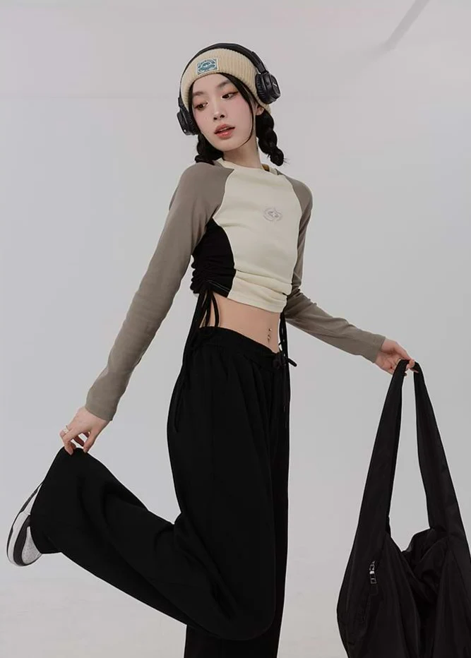 Star Ruched Crop Top - Image 3