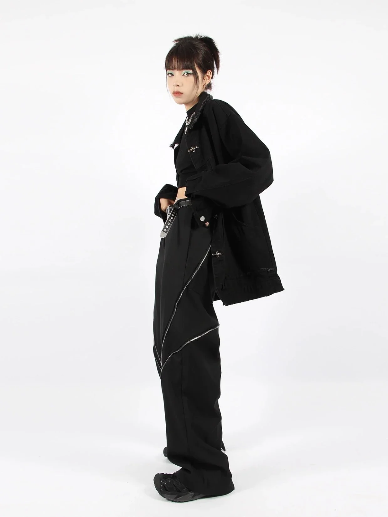 Straight Fit Diagonal Split Banana Zip Pants - Image 5