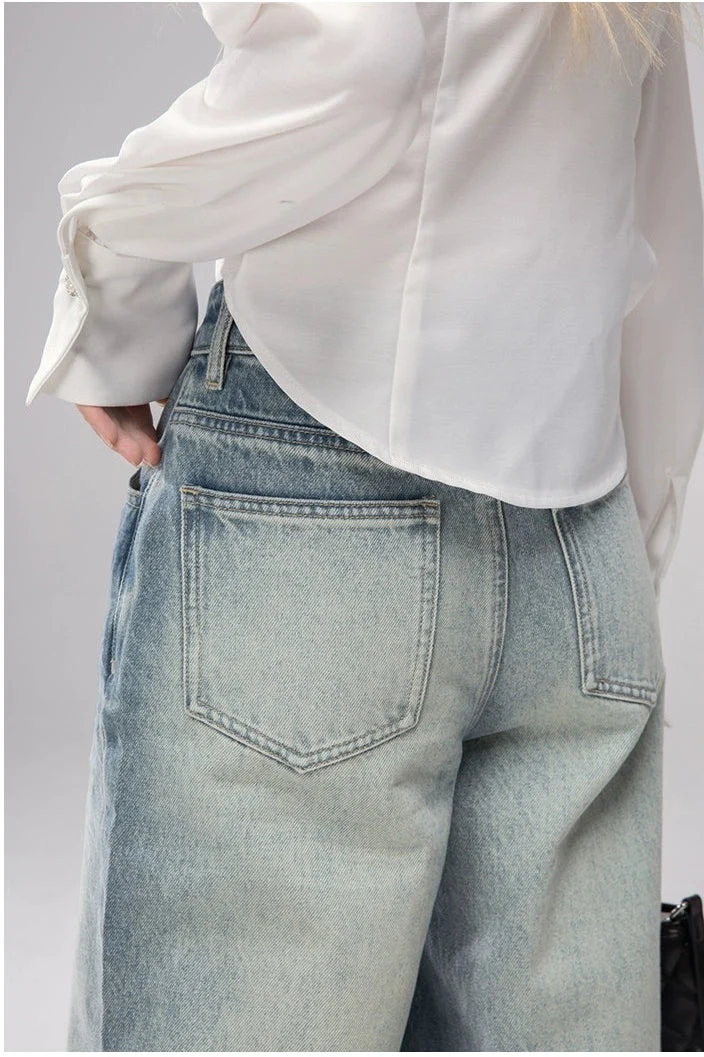 Straight Leg Faded Wash Minimal Jeans - Image 9