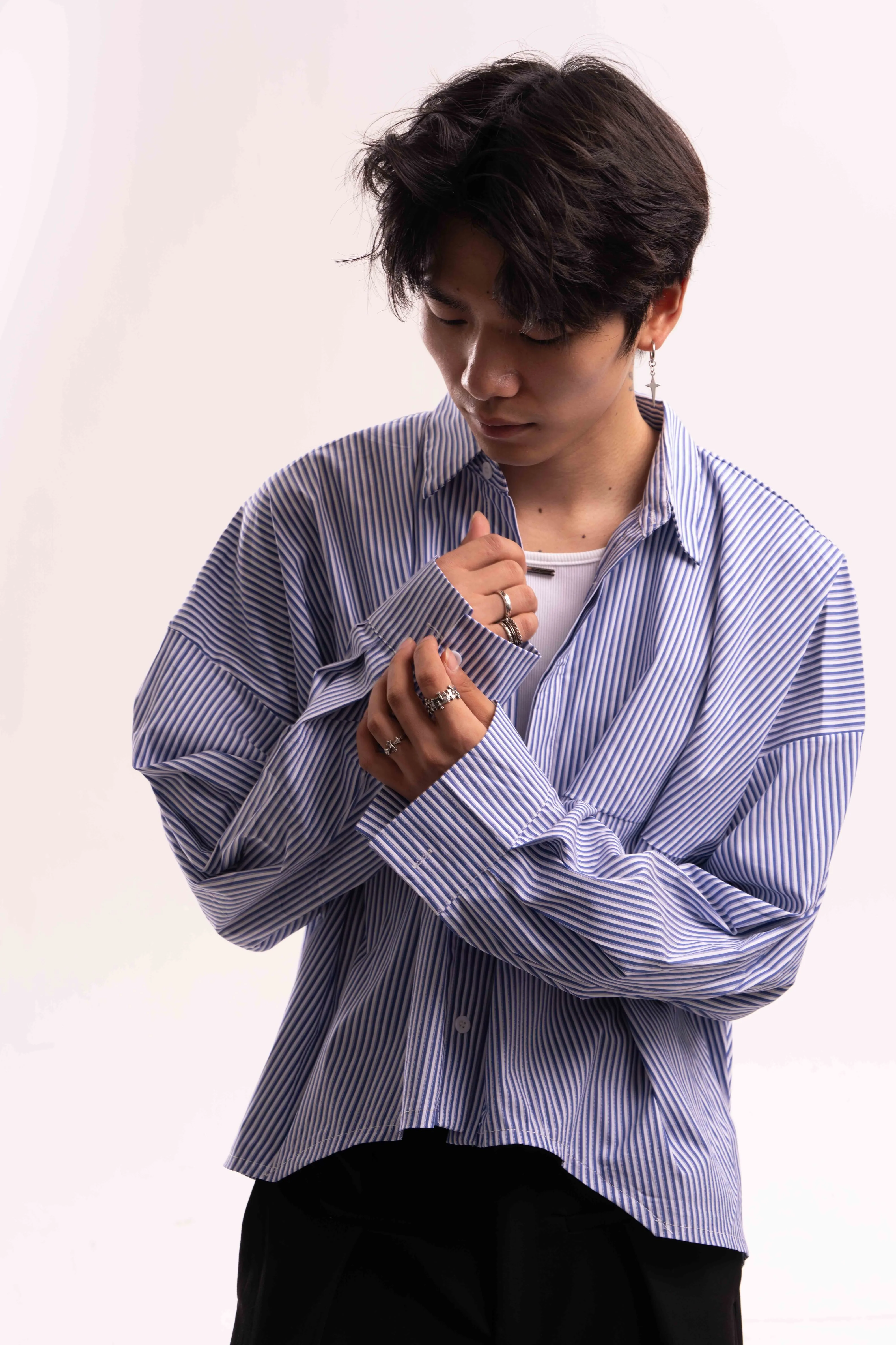 Striped Oversized Cropped Button-Up Shirt - Image 5