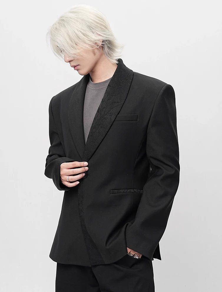 Structured Asymmetric Embroidered Lapel Tailored Blazer - Image 2