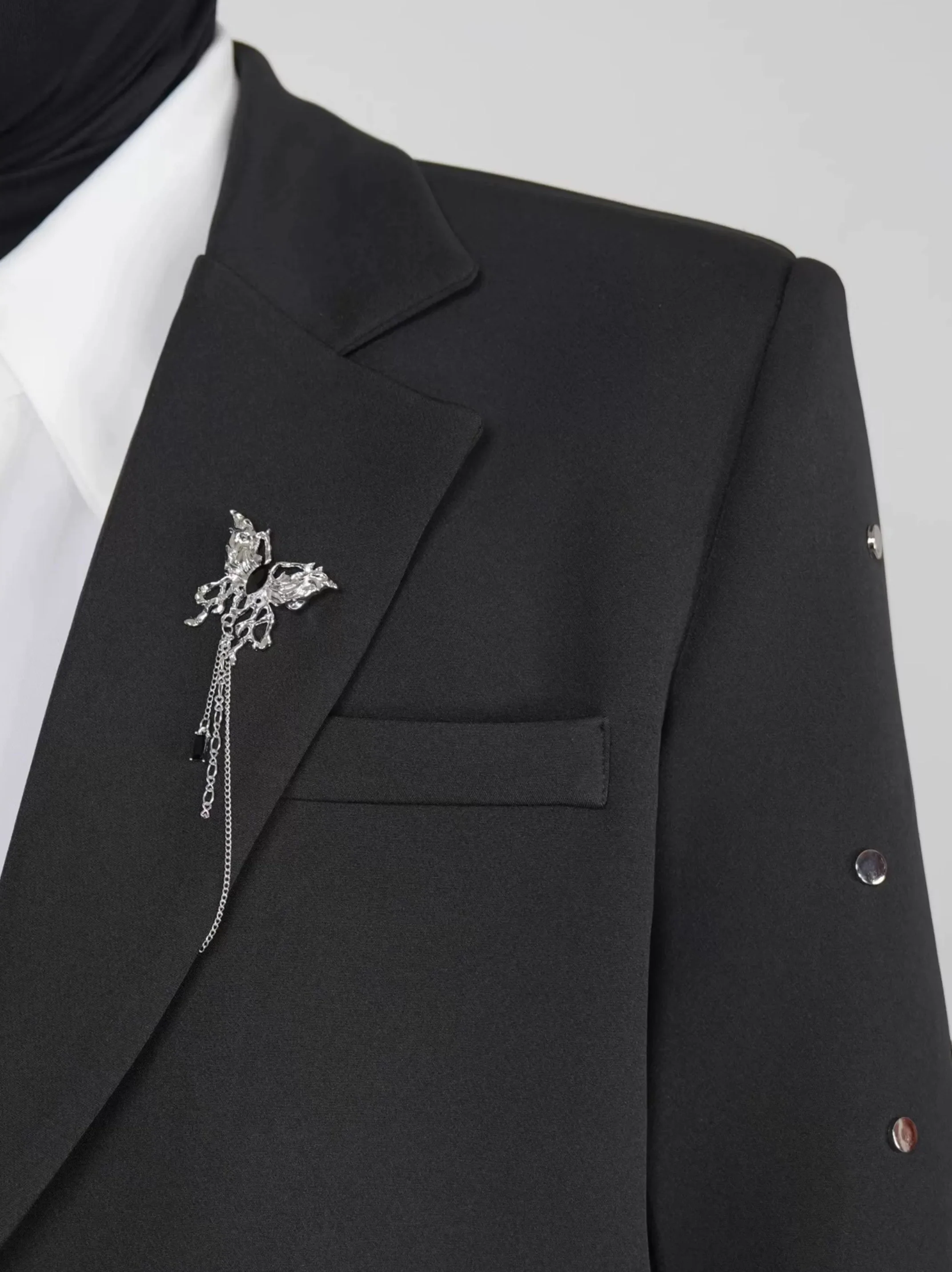Structured Mid Crop Blazer with Metal Stud Details - Image 6