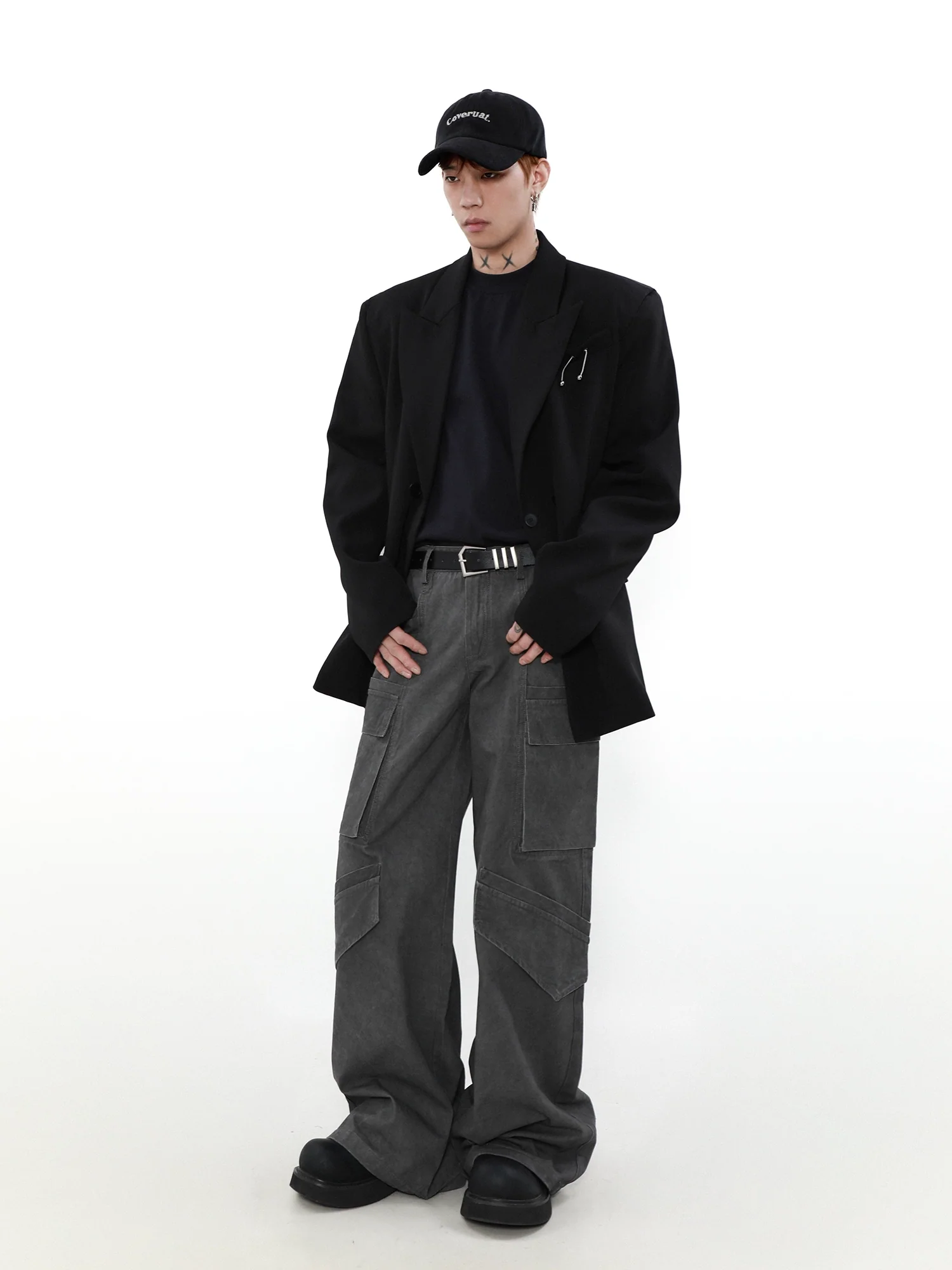Structured Oversized Blazer Coat with Brooch - Image 6